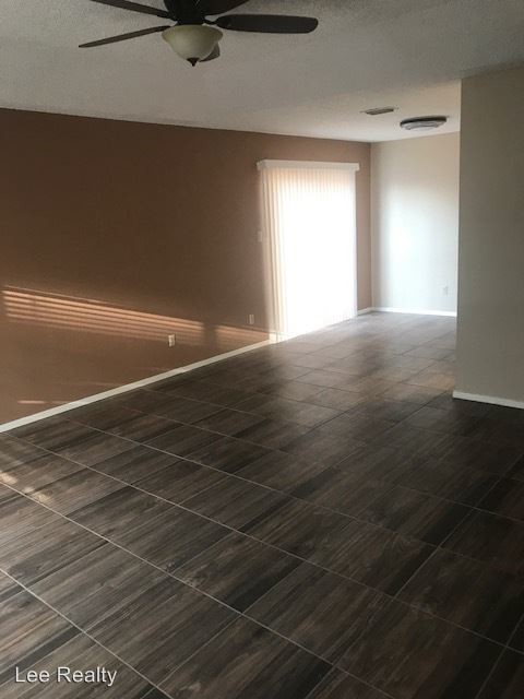 Foto del edificio - 1503 E Cardinal Ave