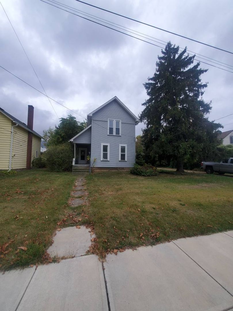 613 W 18th St Lorain, OH 44052 – photo 2