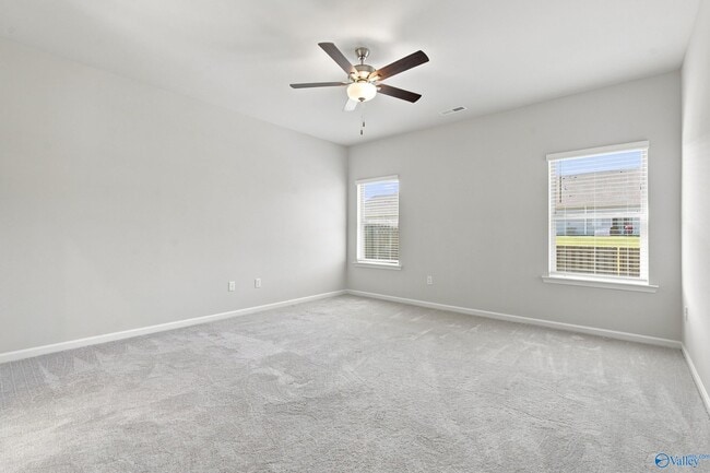 Building Photo - 231 Paca Ln