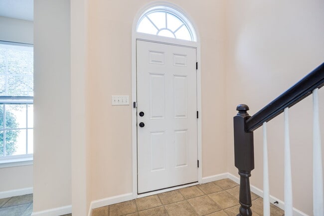 Foto del edificio - 2652 Harrison Ln
