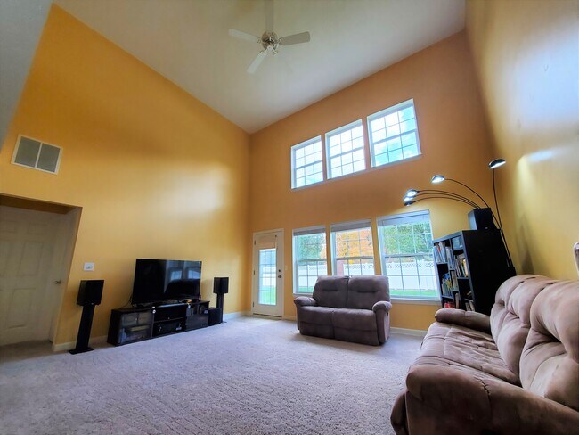 Foto del edificio - 8937 Merryvale Dr