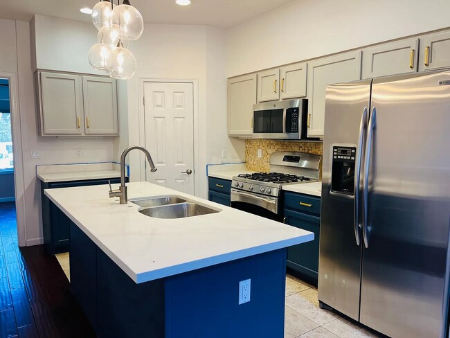 Foto del edificio - 4893 Shattuck Ave