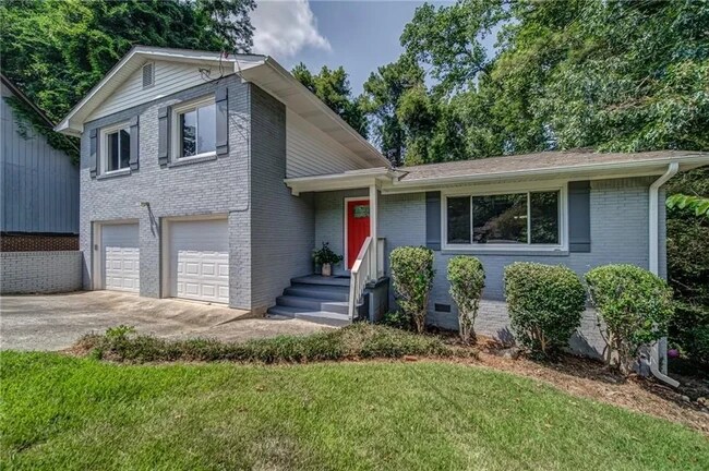 Foto del edificio - 4141 Renfrew Ct SW