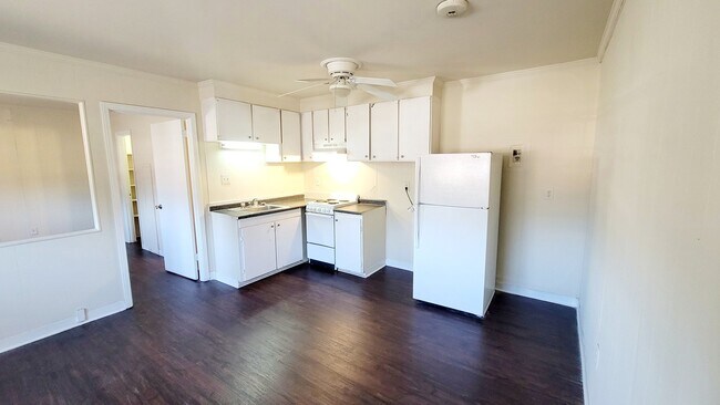 Foto del edificio - 3601 Richmond Hwy N