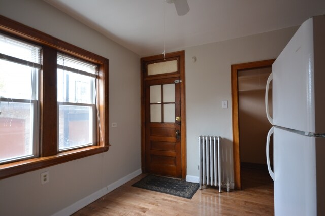 Foto del edificio - 5347 W George St