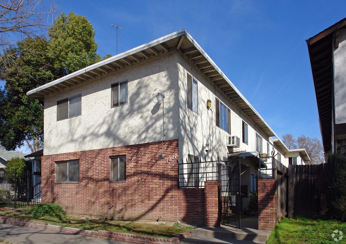 Primary Photo - 1817 W St