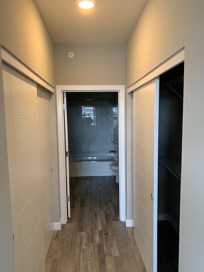 Hallway to bathroom - 301 Courtin Dr