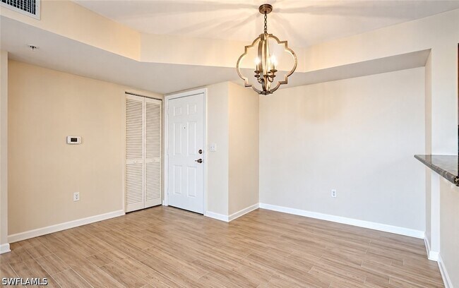 Foto del edificio - 1180 Wildwood Lakes Blvd