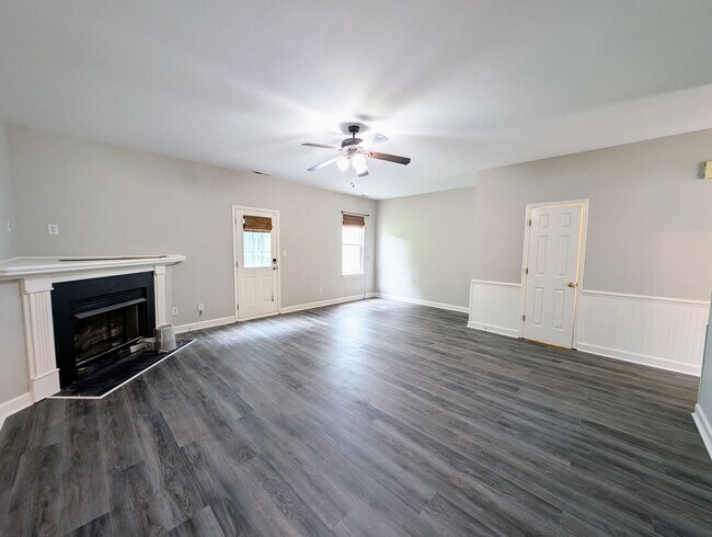 Building Photo - 5804 Neuse Wood Dr