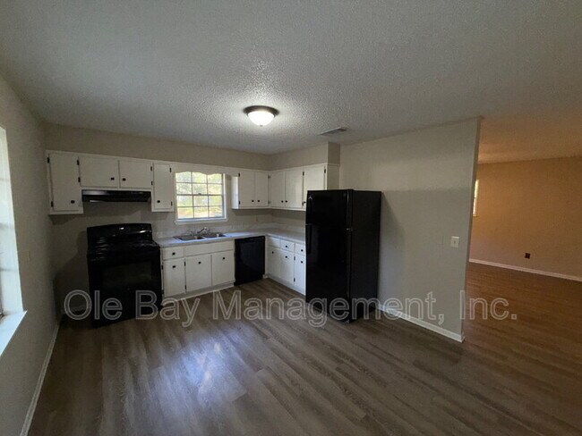 Foto del edificio - 1803 Runnels Rd