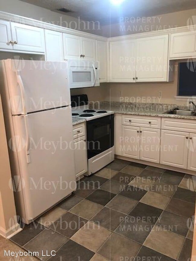 Building Photo - 3 br, 2 bath House - 319 Hazelnut Dr.