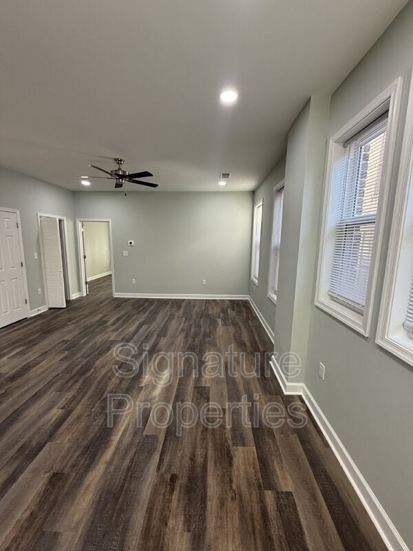 Photo - 2711 Detroit St Apartment