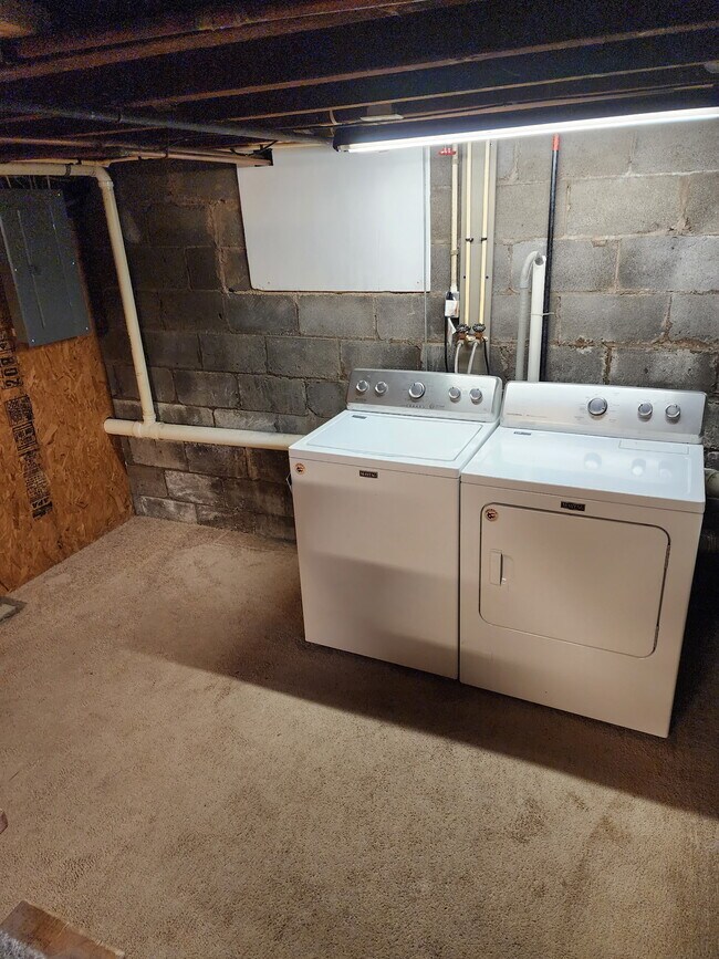 Foto del edificio - 120 E 9th St