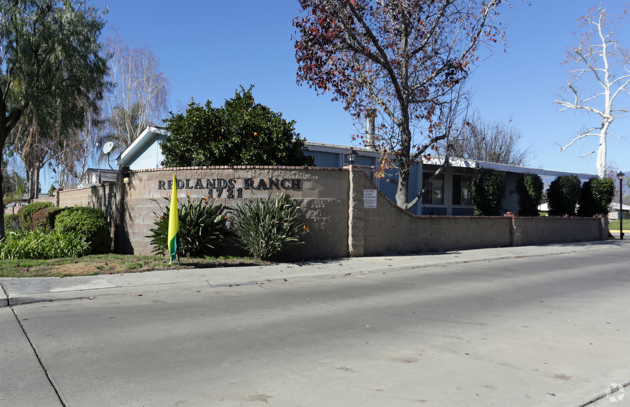 Foto del edificio - Redlands Ranch Mobile Home Park