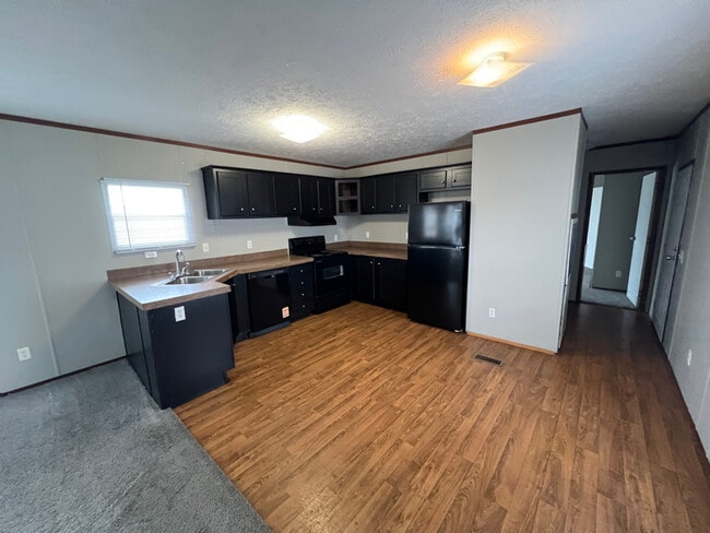 Foto del edificio - 133 Burch St