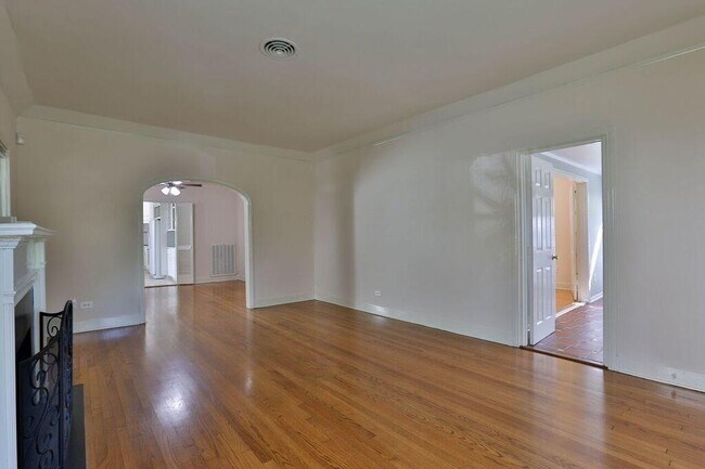 Foto del edificio - 3124 Jarrard St