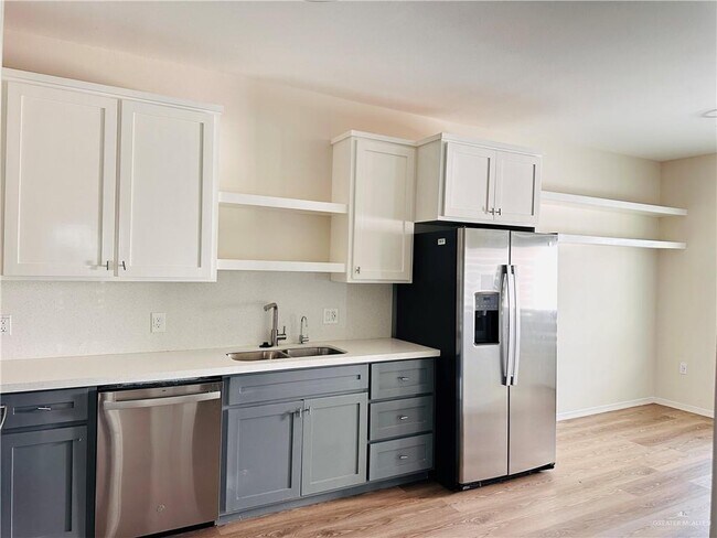 Foto del edificio - 25 S Kerala Ave