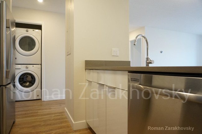 Foto del edificio - 27 Webster Ave