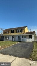 Building Photo - 22 Mayapple Ln