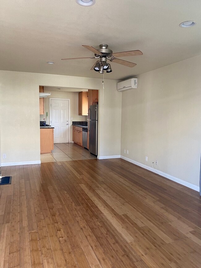 living room - 4110 Ocean View Blvd