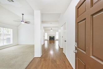 Building Photo - 43 E Trillium Cir