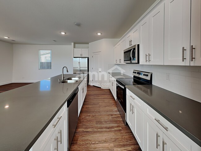 Building Photo - 9145 S Conquistador St