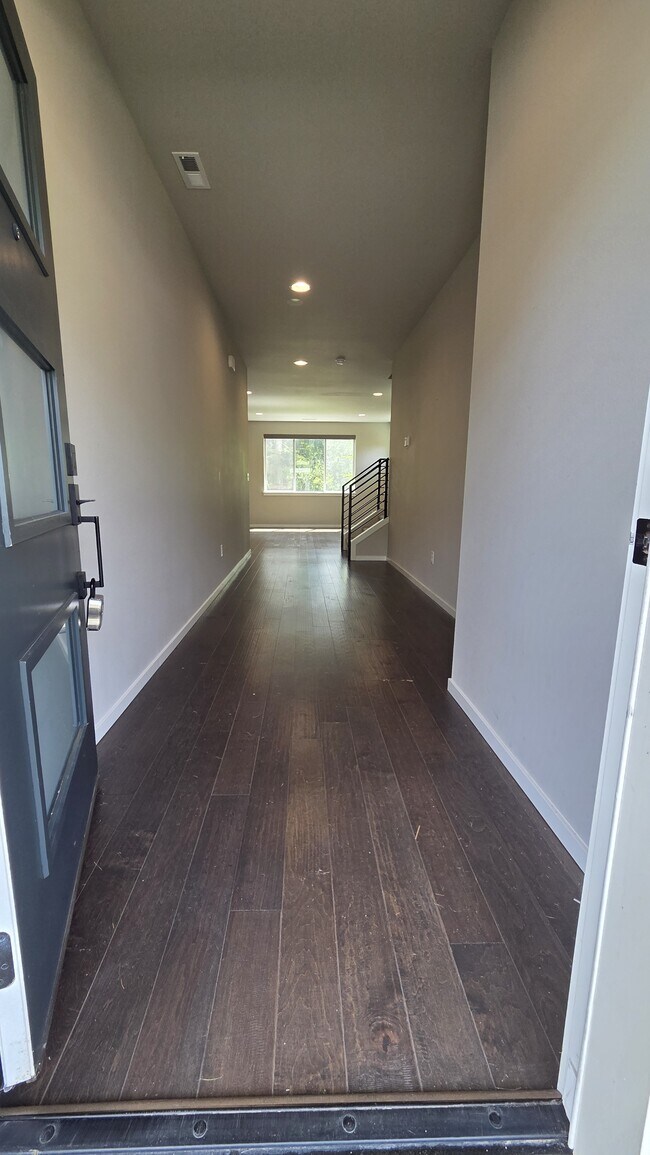 Foto del edificio - 8714 75th St NE