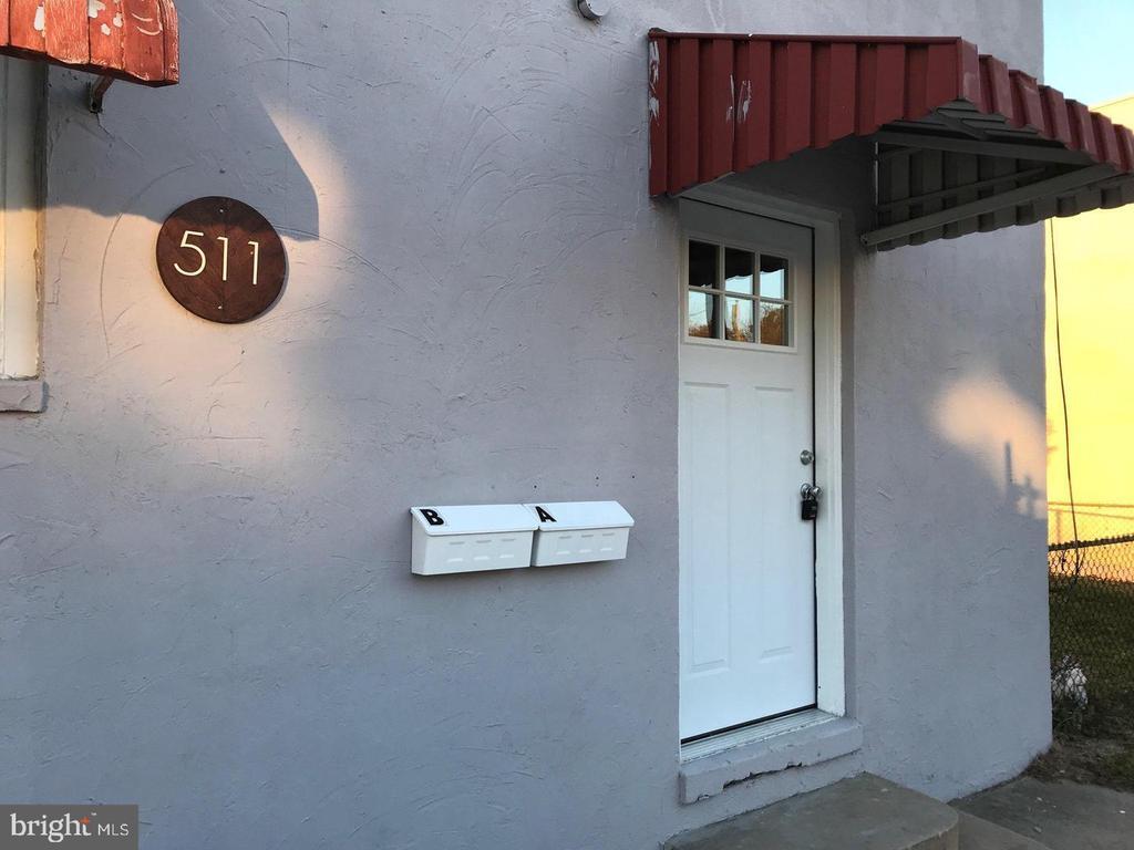 Primary Photo - 511 S Broadway