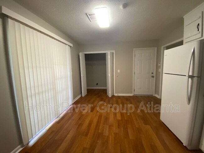 Building Photo - 3531 E Paulding Dr