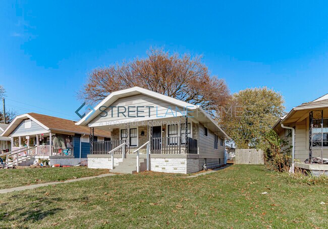 Building Photo - NOW OFFERING HALF OFF THE FIRST FULL MONTH...
