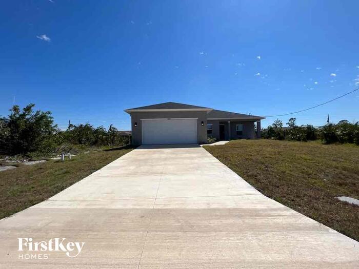 Foto principal - 12873 Xavier Ave