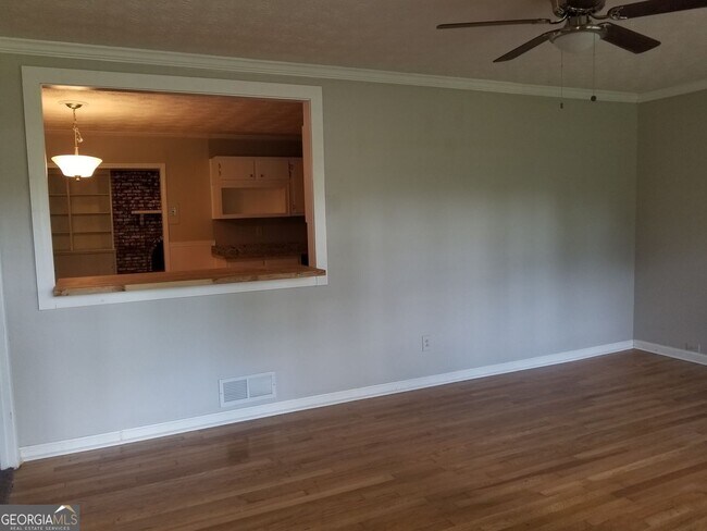 Foto del edificio - 5193 Alder Ln SW