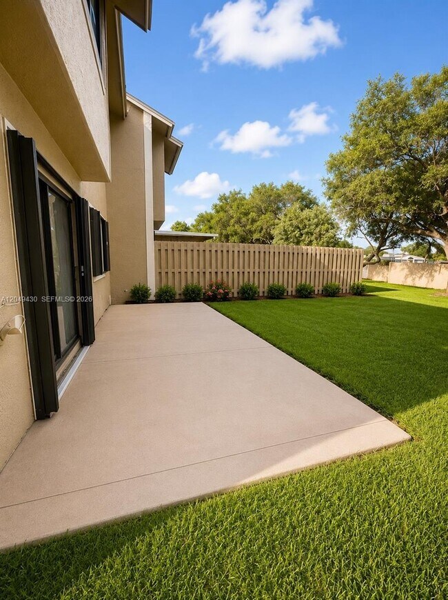 Foto del edificio - 3504 NW 111th Ave