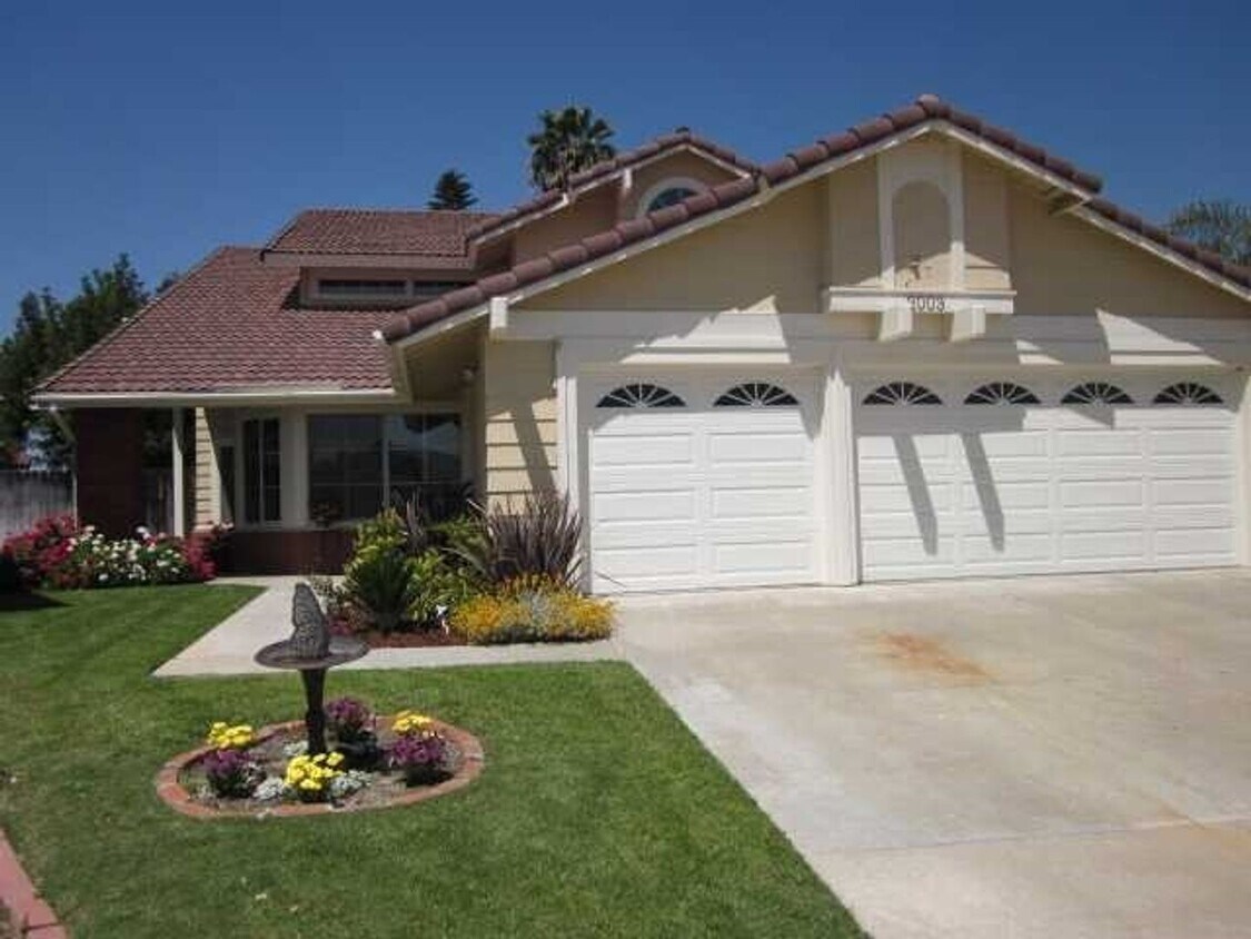 Foto principal - 4 Bedroom - 3 Bathroom