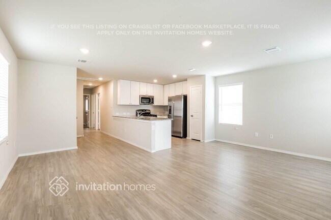 Foto del edificio - 4223 Southton Lk
