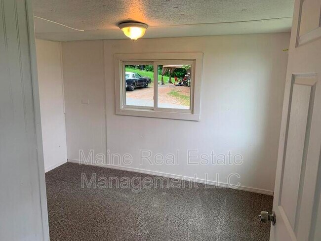 Building Photo - 49 Lonnie Loop