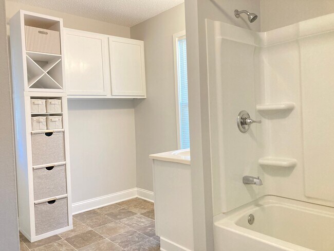Foto del edificio - 822 2nd St NW