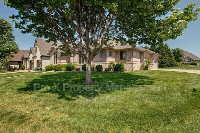 Building Photo - 1367 E Siler Pkwy