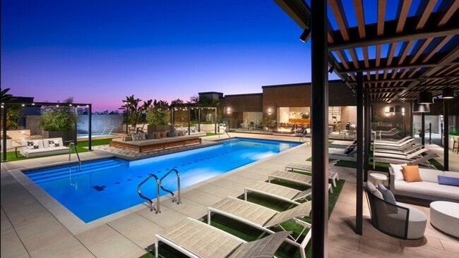 Best Santa Ana CA Luxury Apartments for Rent 453 Rentals