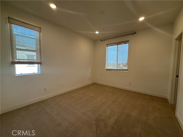 Foto del edificio - 2317 W Broadway