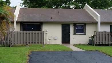 Building Photo - 1441 Woodpecker St