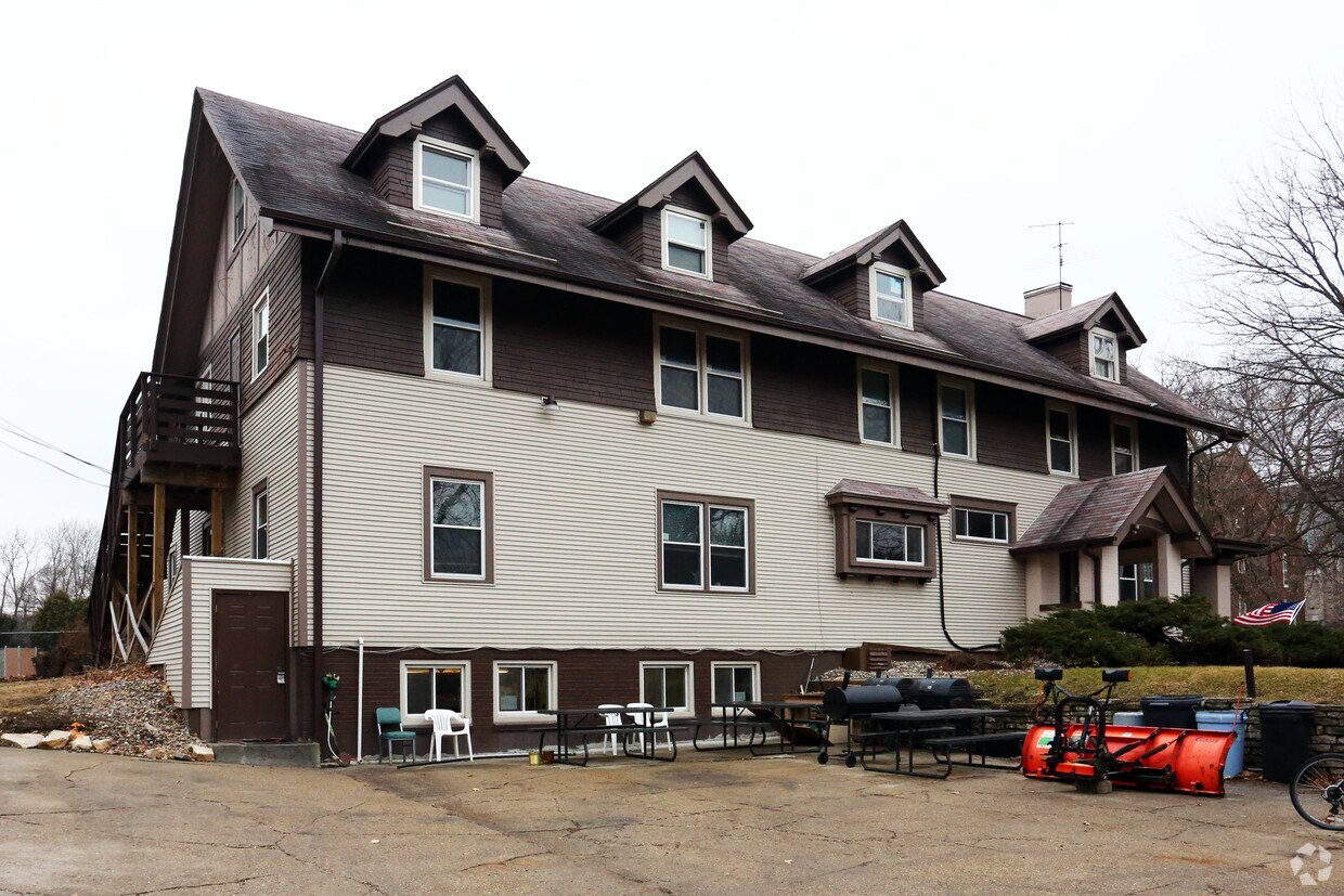Foto del edificio - 3650 Cottage Grove Ave