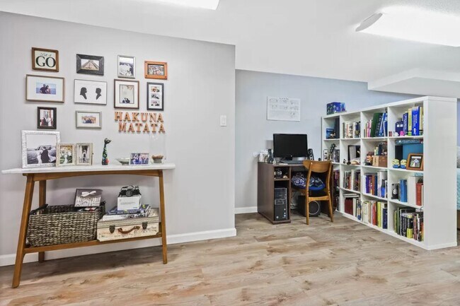 Building Photo - 6112 Gates Ave