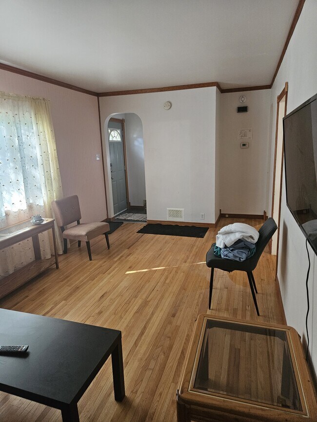 Photo du bâtiment - 1453 Minto St