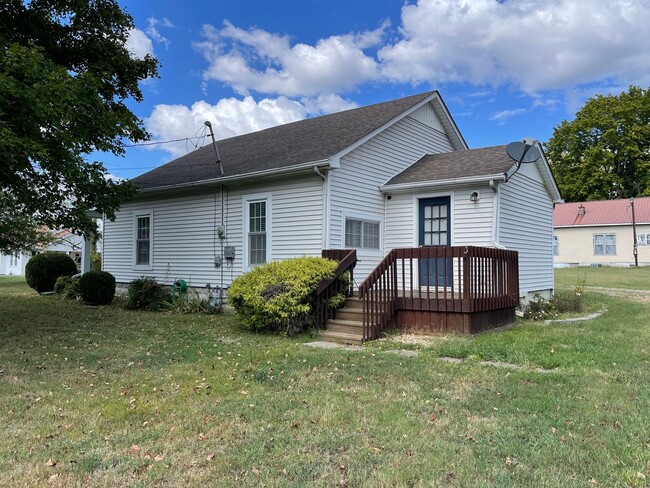 Building Photo - 2 bedroom Home in Calvert City