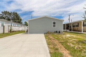 Building Photo - 4391 Maple Ave
