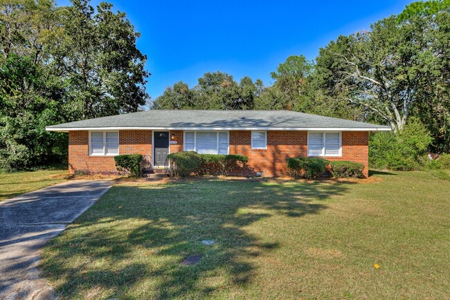 Building Photo - 2618 Providence Ct