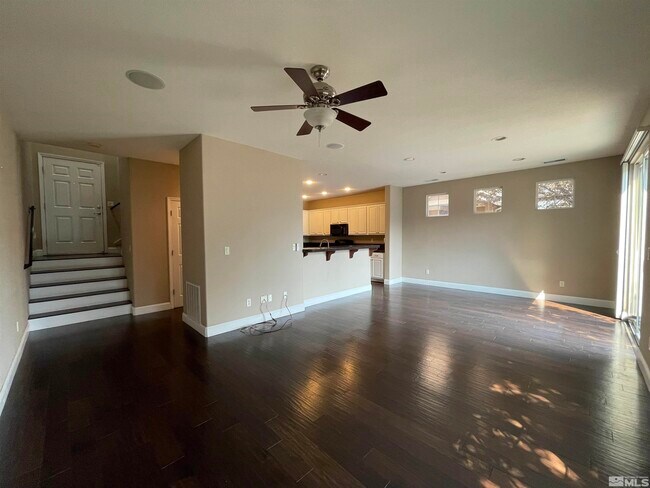 Building Photo - 11018 Colton Dr