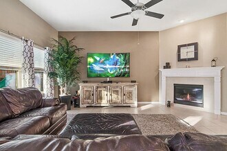 Building Photo - 7631 Willow School Dr