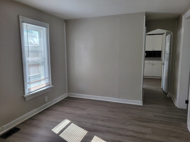 Building Photo - 479 N Eureka Ave